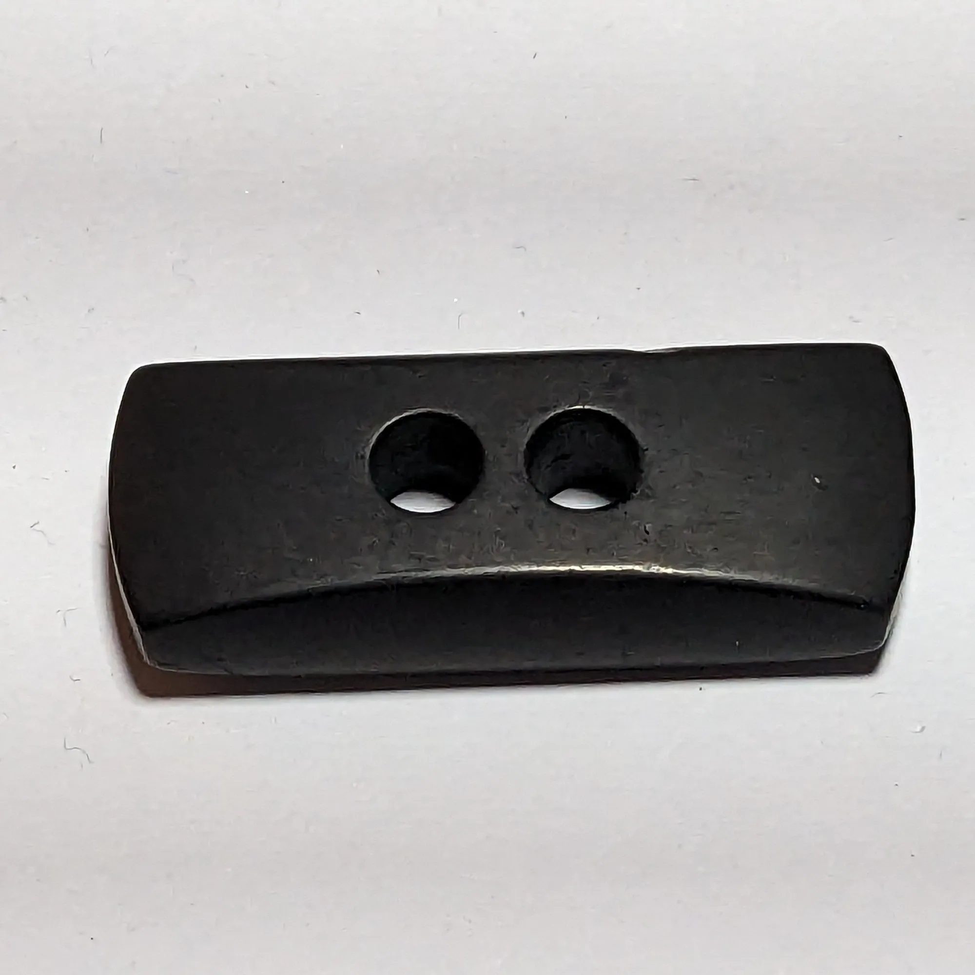 35mm, 2 Hole Black Plastic Toggle Buttons