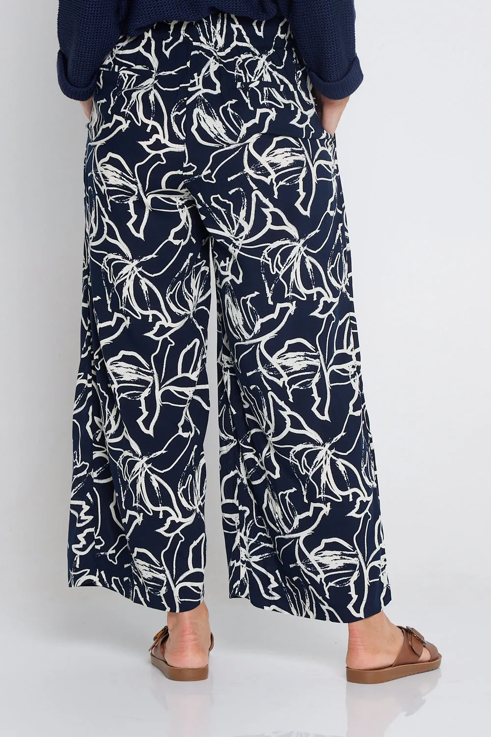 Arena Wide Leg Pants - Navy Floral