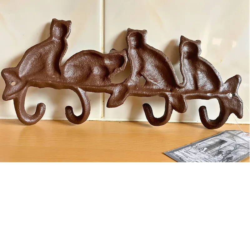 Cast Iron Keyhook 4 Cats Tails