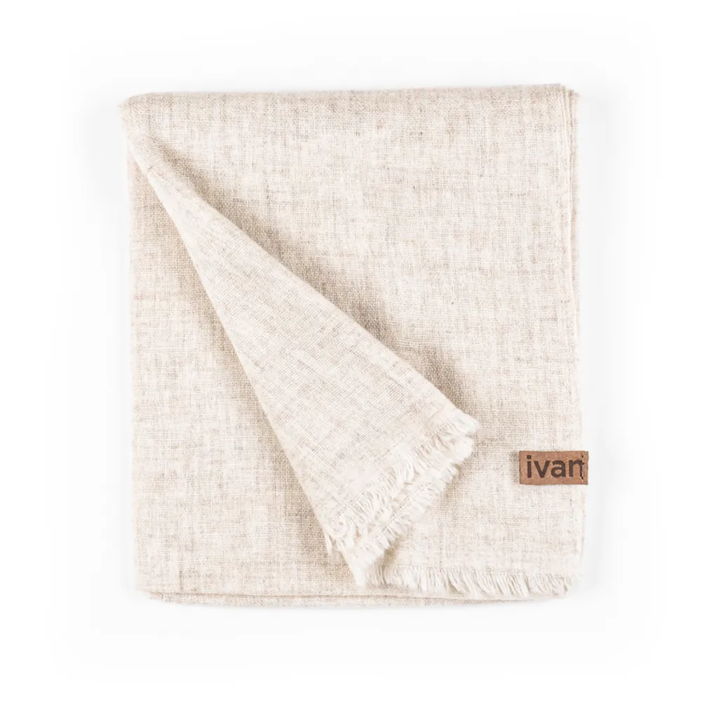 EXTRA LIGHTWEIGHT CASHMERE SCARF