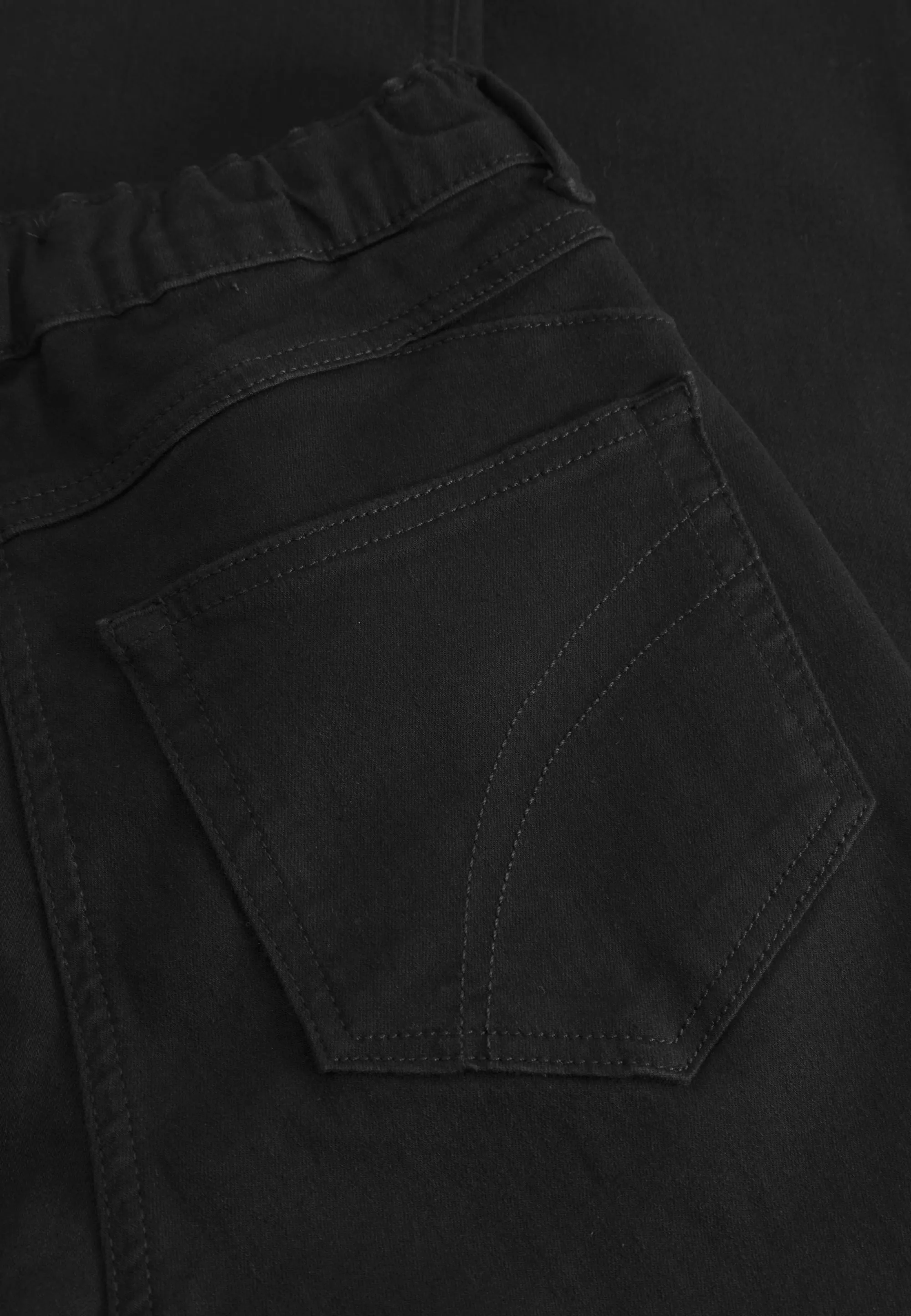 Hannah Regular - Medium Length - Black Denim