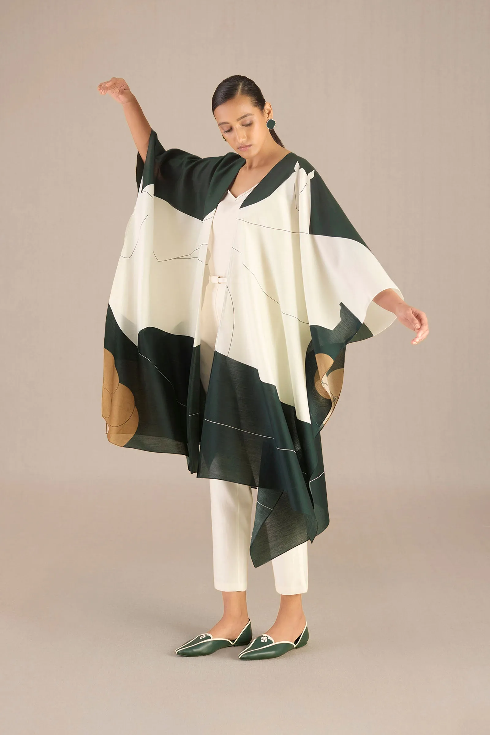 Keer Cape Set