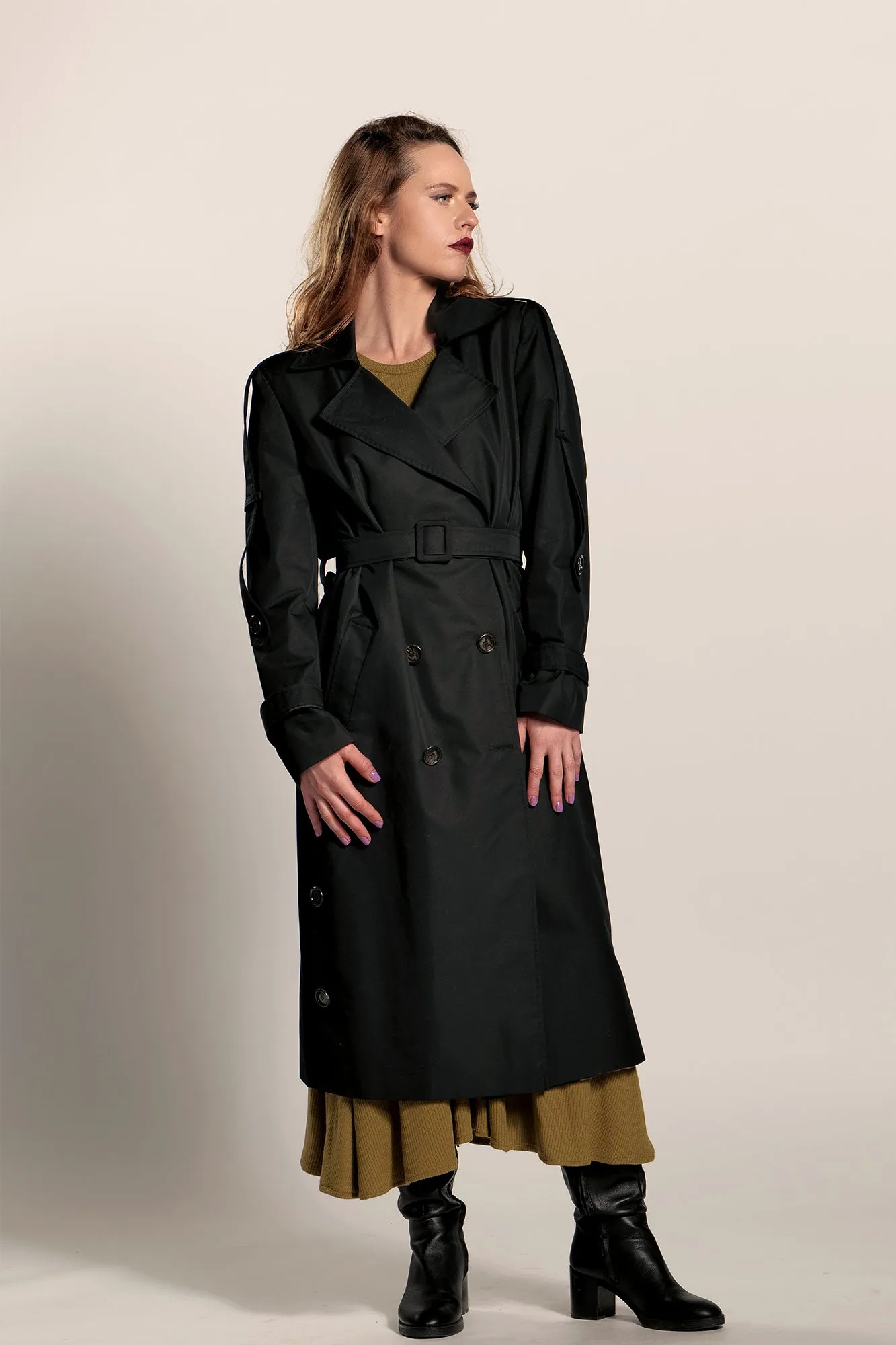 MARI trench black