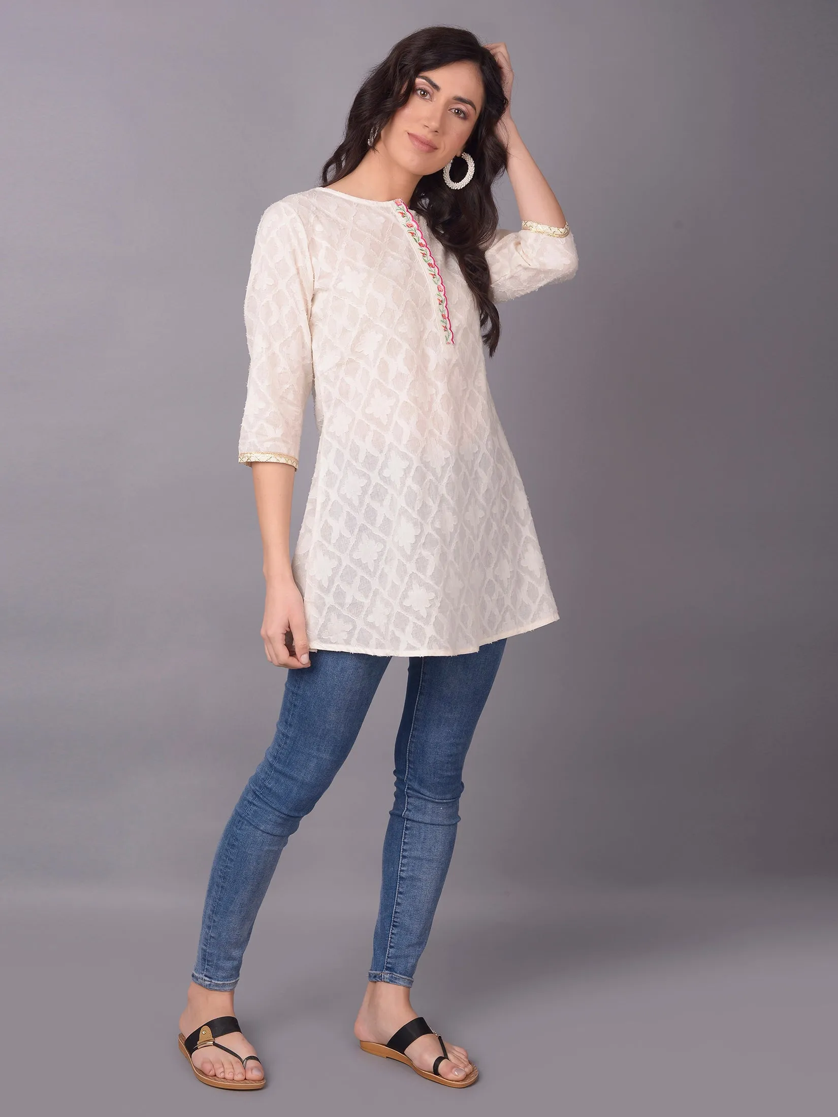 Women White Solid Tunic