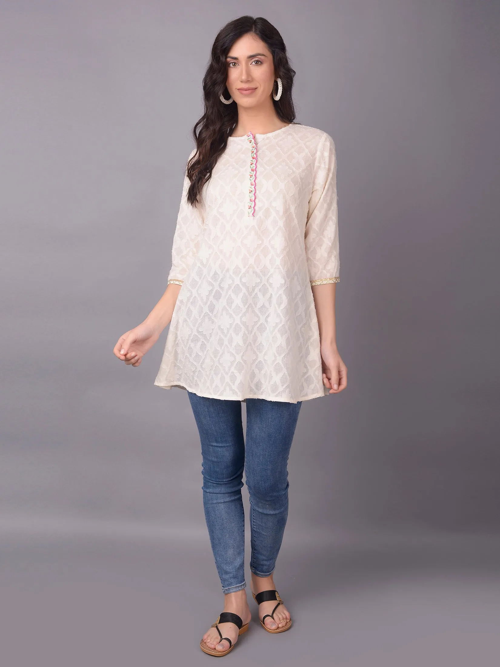 Women White Solid Tunic